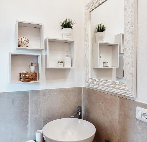 مبيت وإفطار Antica Torre Del Borgo