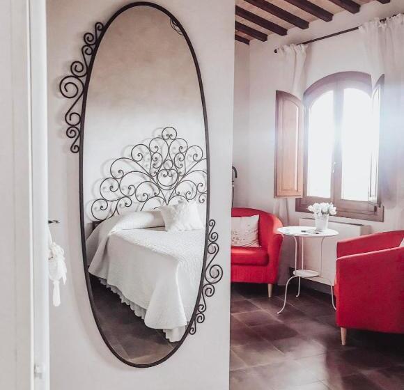 مبيت وإفطار Antica Torre Del Borgo