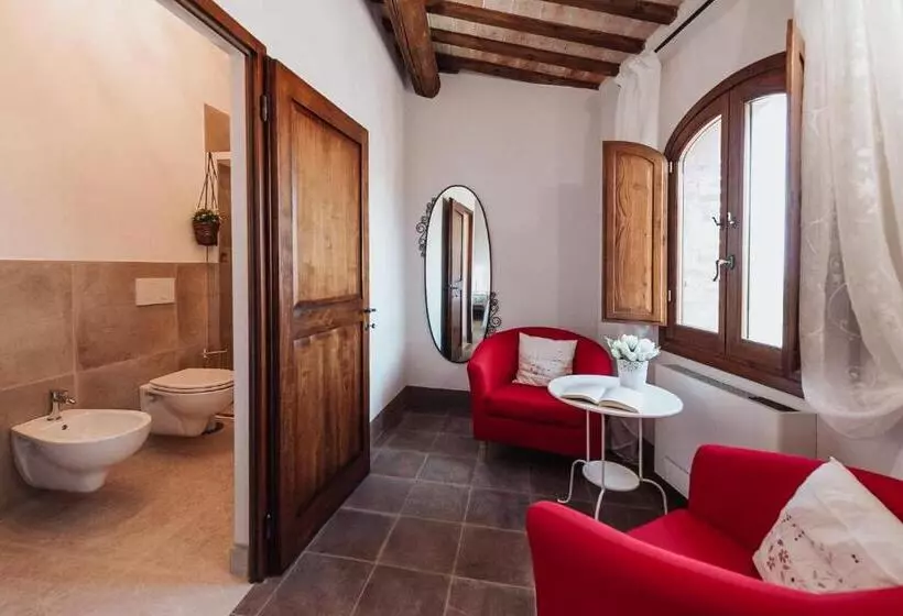 Aamiaismajoitus (B&B) Antica Torre Del Borgo