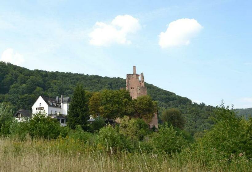 Отель Restaurant Burg Ramstein