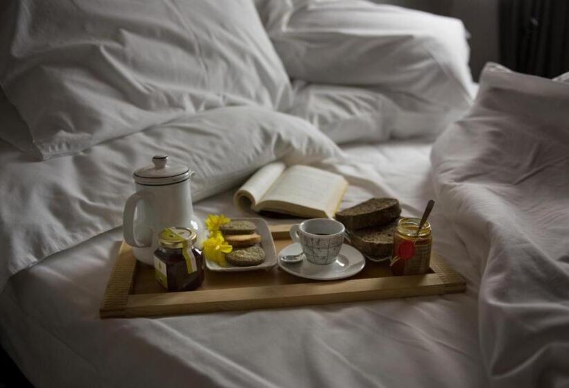 בית מלון כפרי Signor Cesare Agrobistrot B&b