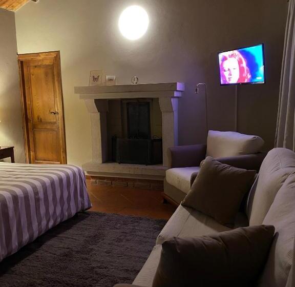 בית מלון כפרי Signor Cesare Agrobistrot B&b