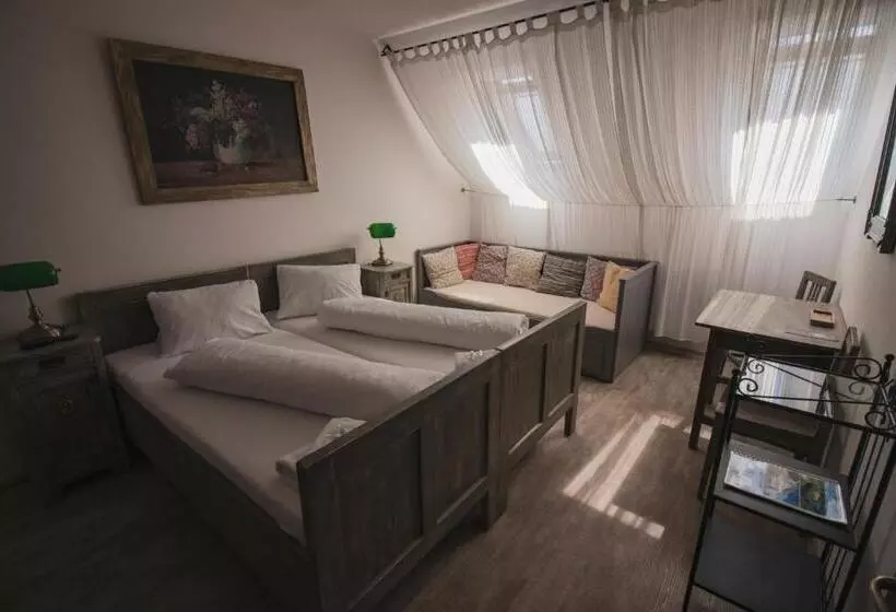 Majatalo Penzion U švarců