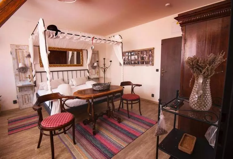 Majatalo Penzion U švarců