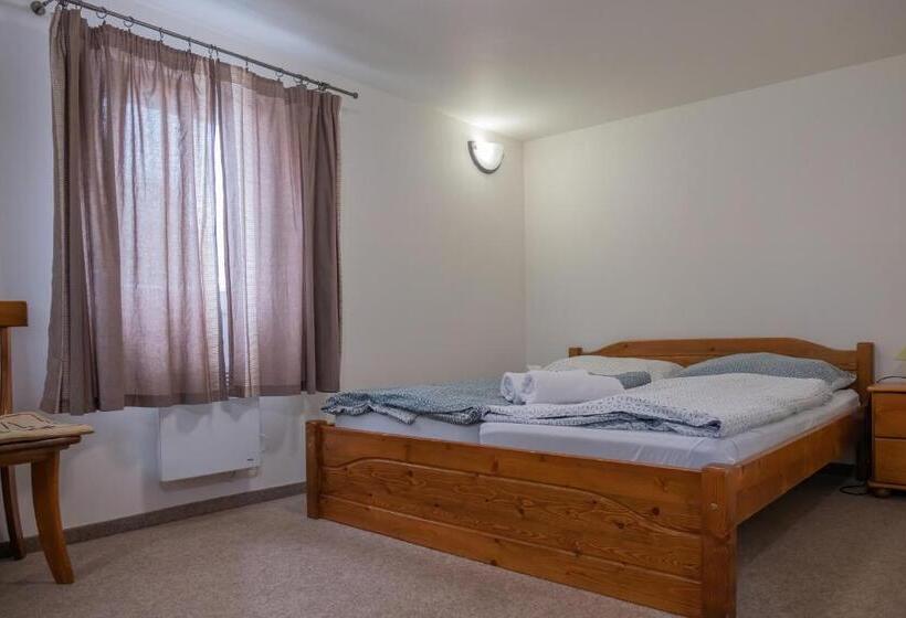 膳宿费 Penzion Vlčárna