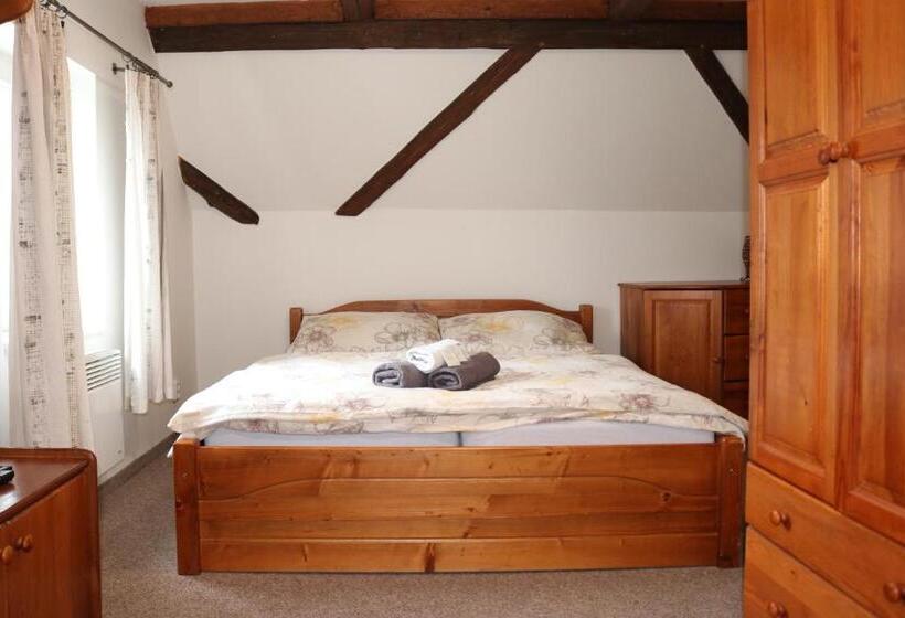 膳宿费 Penzion Vlčárna