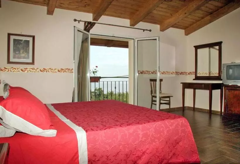 Villa Paladino   B&b E Guest House