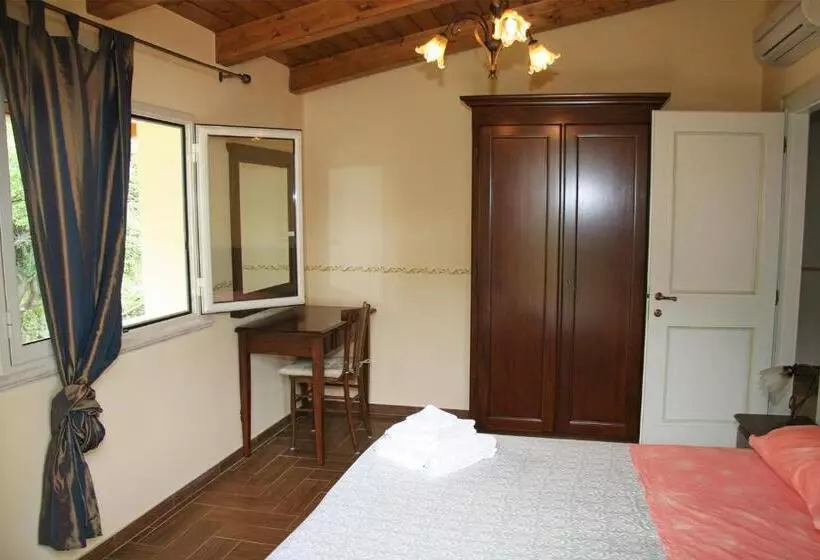 Villa Paladino   B&b E Guest House