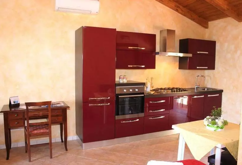 Villa Paladino   B&b E Guest House