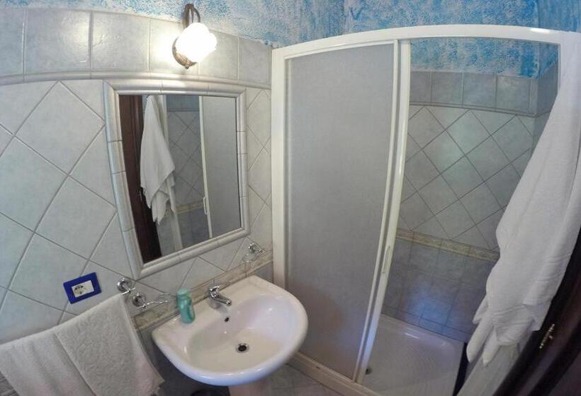 Villa Paladino   B&b E Guest House