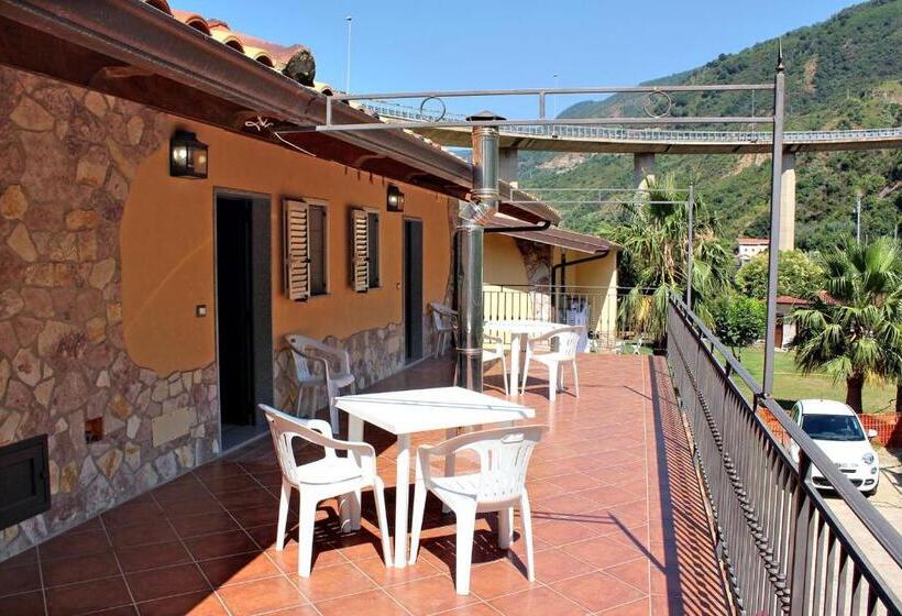 Villa Paladino   B&b E Guest House