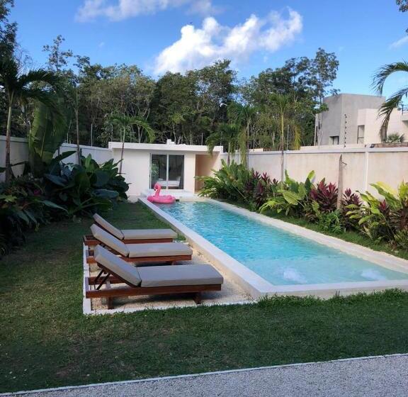 11br I Hacienda Zalama