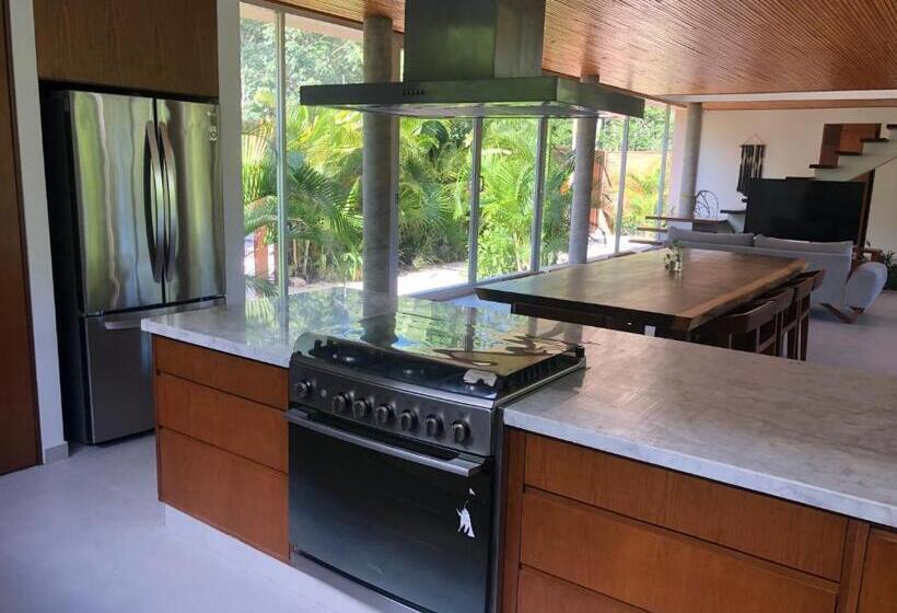 11br I Hacienda Zalama