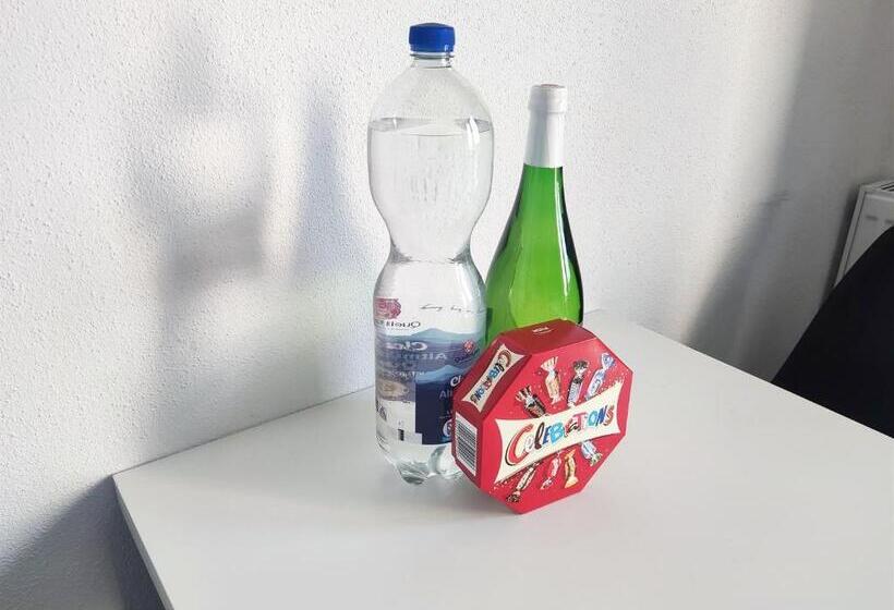 Alfa Stuttgart City 4zw Beste City Lage Berliner Platz Max 8 Personen Netflix Küche Wm