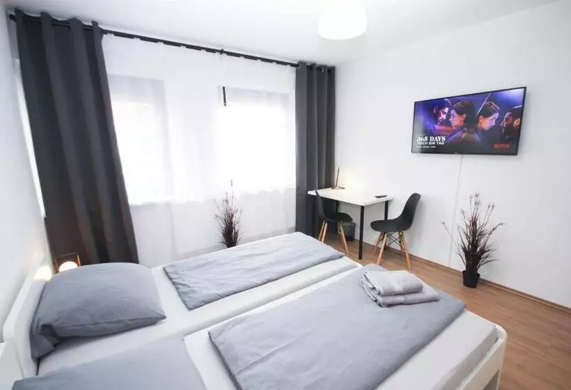 Alfa Stuttgart City 4zw Beste City Lage Berliner Platz Max 8 Personen Netflix Küche Wm L 4br 7 Beds
