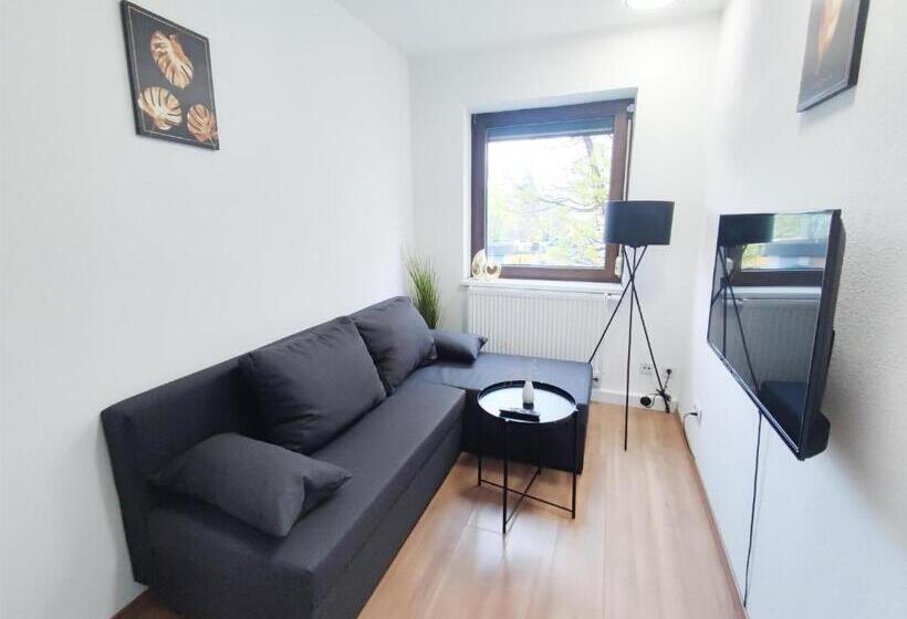 Alfa Stuttgart City 4zw Beste City Lage Berliner Platz Max 8 Personen Netflix Küche Wm