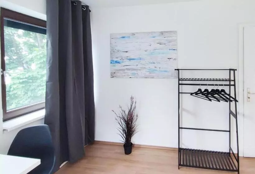Alfa Stuttgart City 4zw Beste City Lage Berliner Platz Max 8 Personen Netflix Küche Wm L 4br 7 Beds