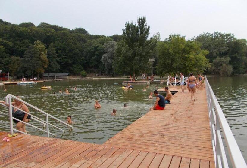 مبيت وإفطار Cseppkő Panzió