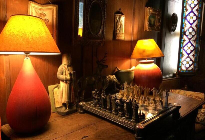 تختخواب و صبحانه Domaine De La Bastille