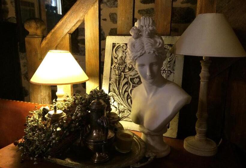 تختخواب و صبحانه Domaine De La Bastille