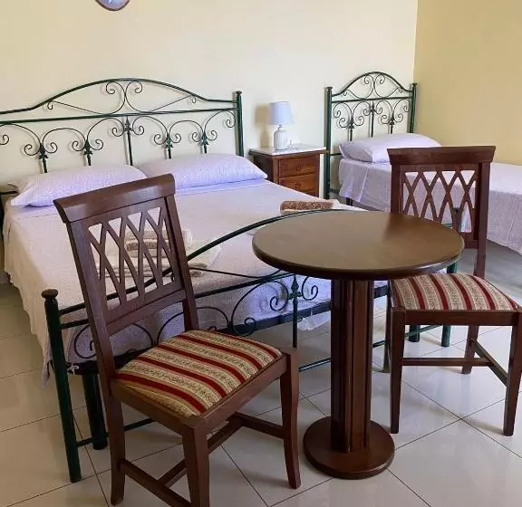 Belvedere4colonne B&b Rooms & Suites