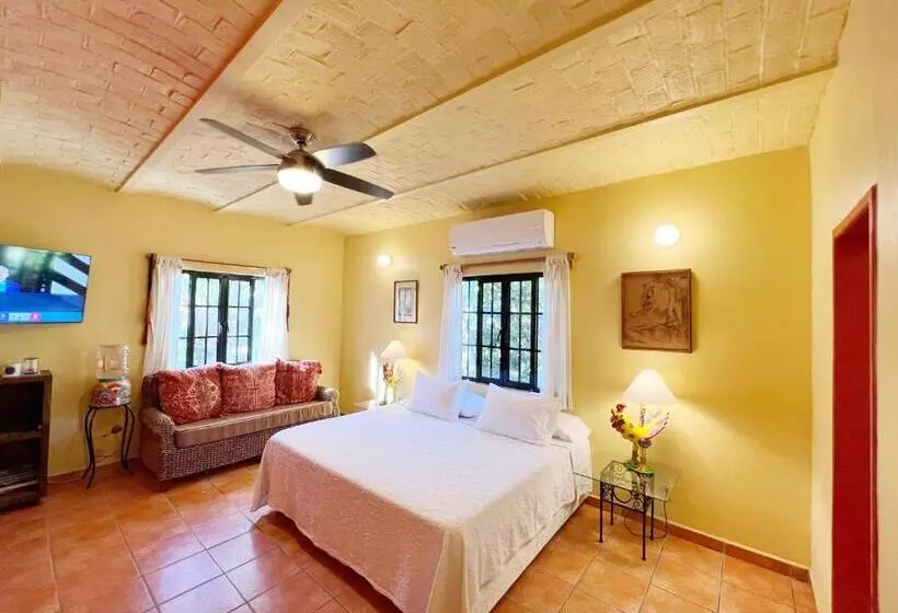 Estrellita S Bed & Breakfast