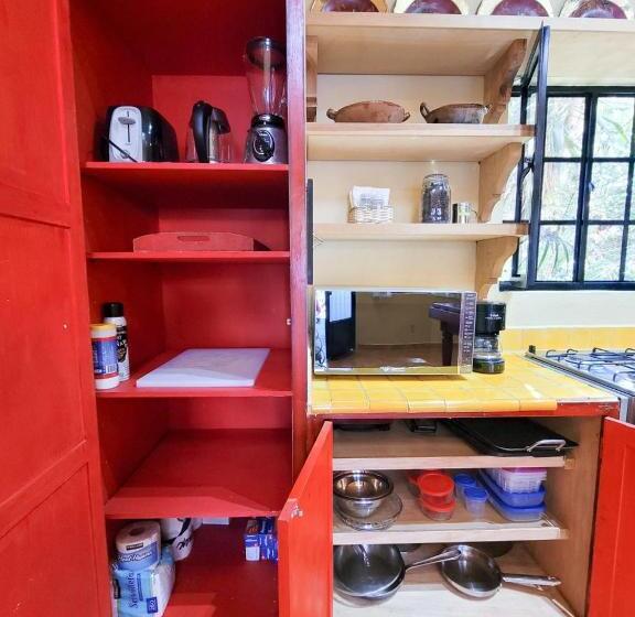 Estrellita S Bed & Breakfast