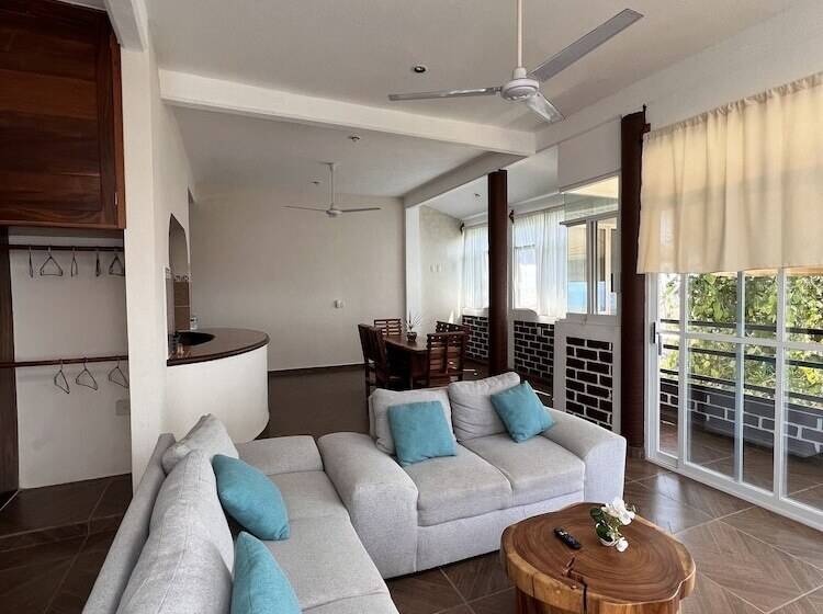 هتل Casa Terranova