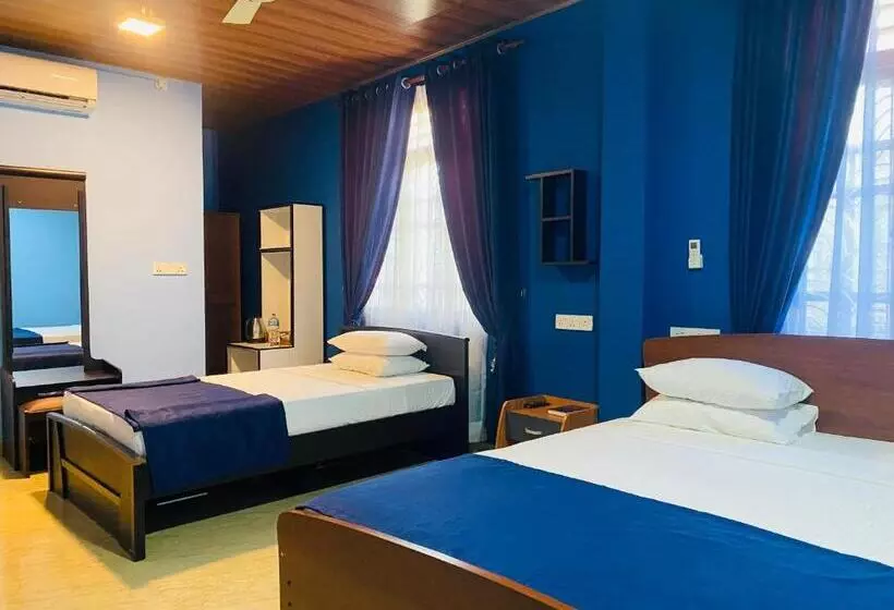 Hotelli Nilaveli Hybrid Holiday