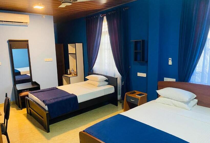 فندق Nilaveli Hybrid Holiday