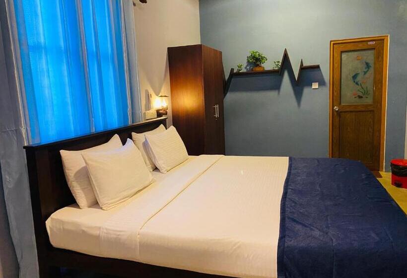 فندق Nilaveli Hybrid Holiday