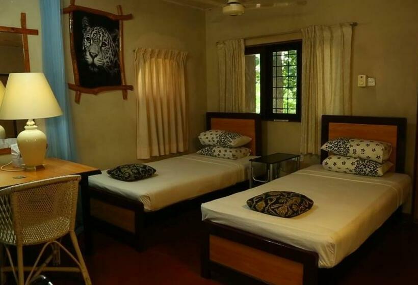 Safari Village Hotel   Udawalawa