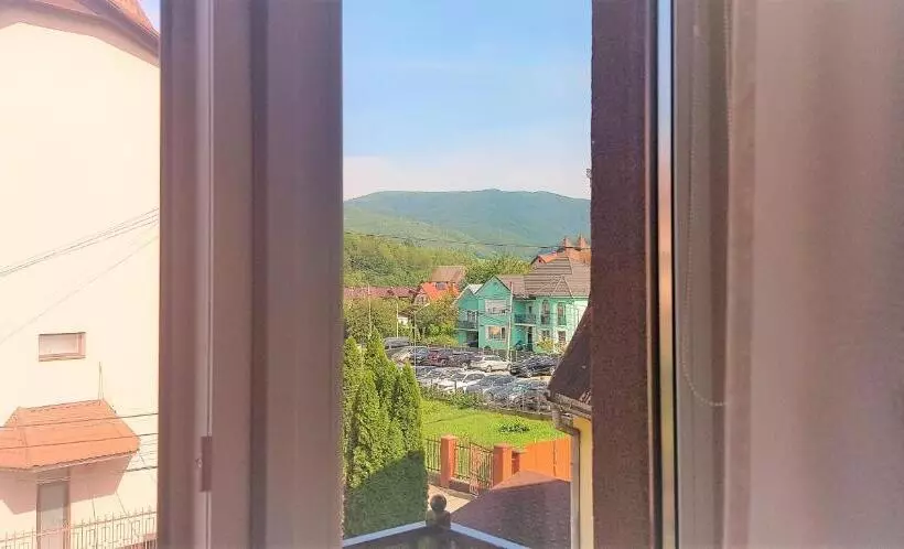 پانسیون поляна аква резорт