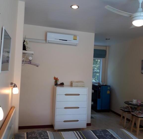 Pensão Belinda Home