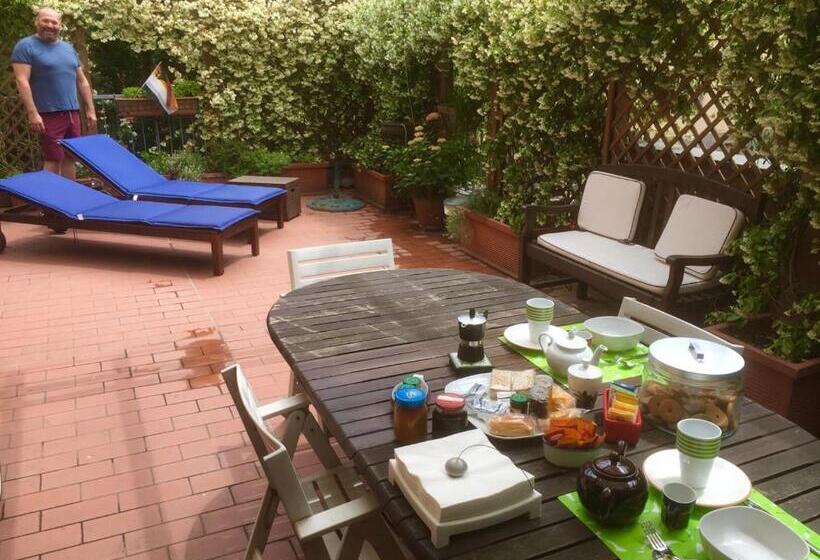 پانسیون Casa Albert Stanley