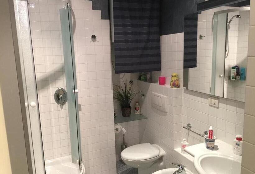 پانسیون Casa Albert Stanley