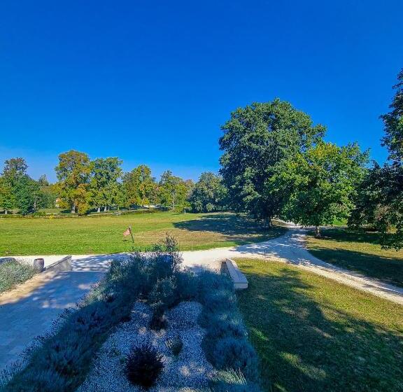 膳宿费 Chateau Erigoye