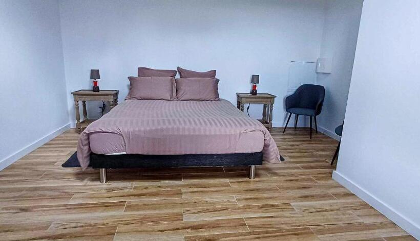 膳宿费 Chateau Erigoye