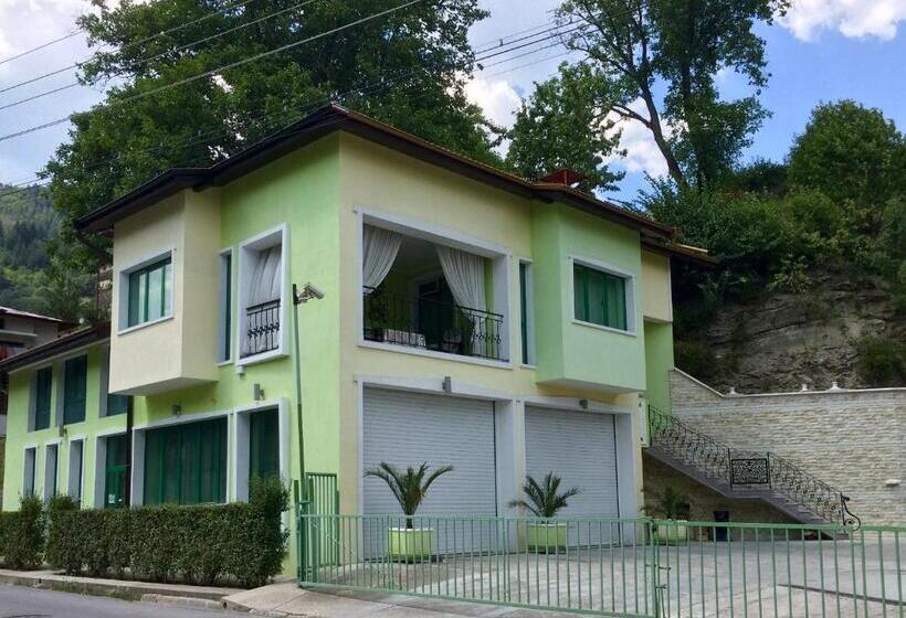 Pensjonat Guest Rooms Waterfall