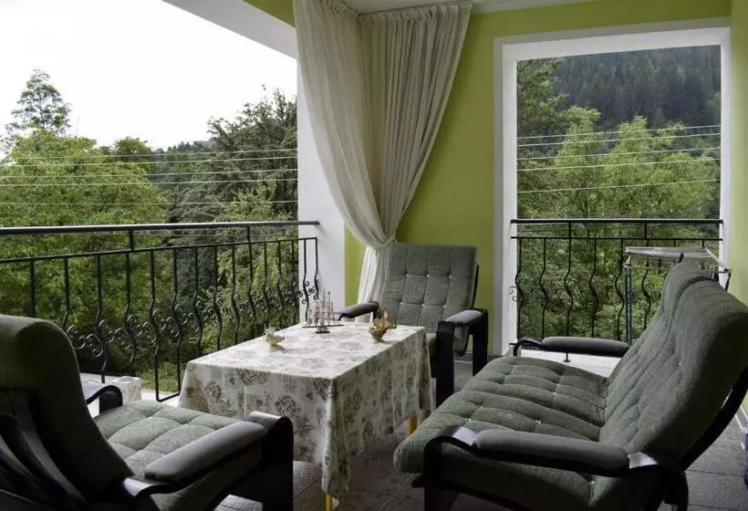 ペンション Guest Rooms Waterfall