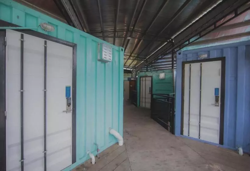 ペンション Paya Debloc Village