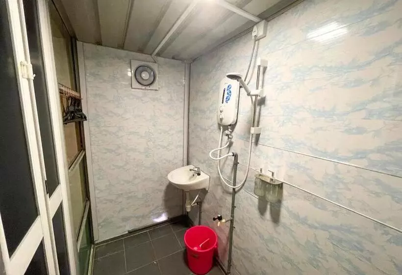 ペンション Paya Debloc Village