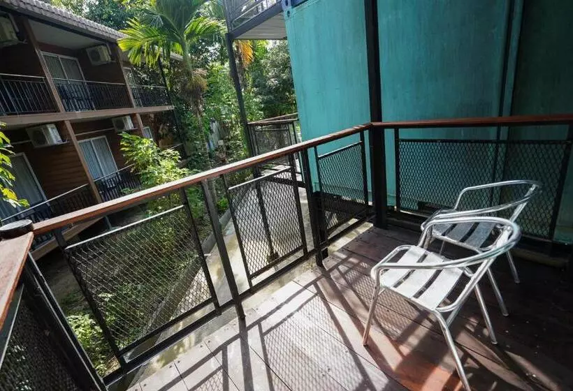 ペンション Paya Debloc Village