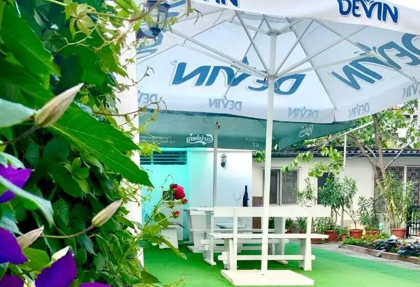 Majatalo Guest House Briz