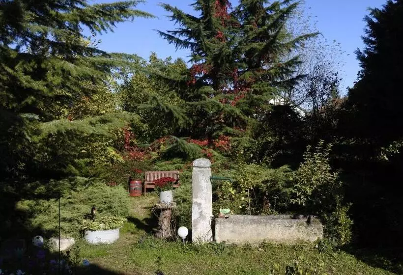 ペンション Villa Magdi Vendégház