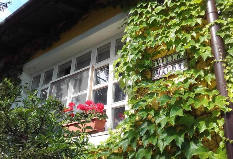 Pensjonat Villa Magdi Vendégház