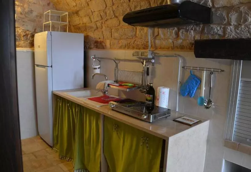 Vitti Stone House   6 Minuti Dalle Grotte