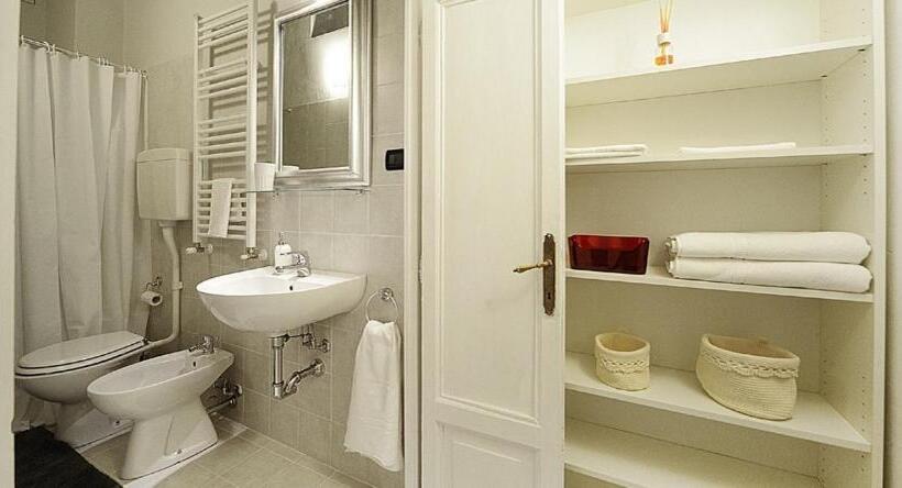 تختخواب و صبحانه Le Muse