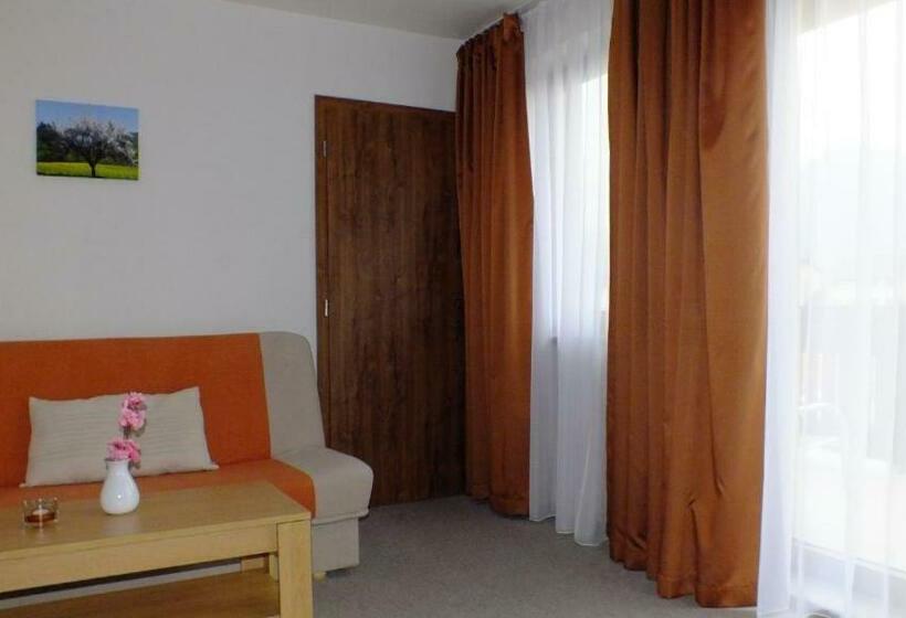 Bed and Breakfast Penzión Dubo