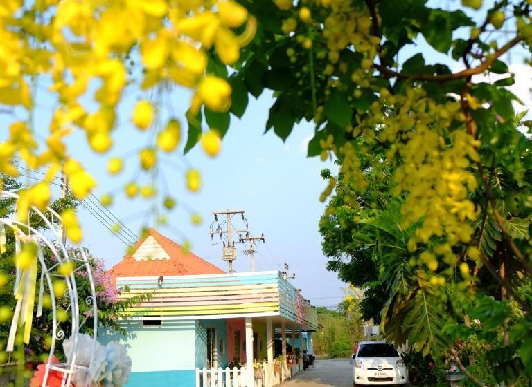 Boathouse Resort Suanphung